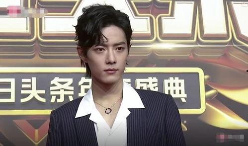 头条盛典最佳女主持人,最佳女主持风采独领风骚